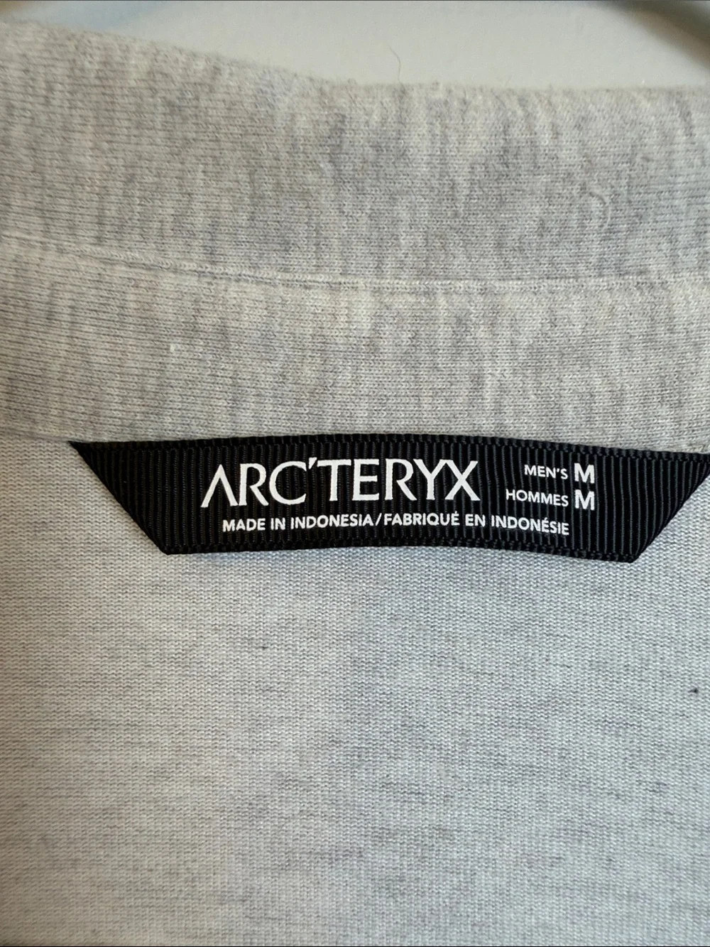 Arc'teryx Captive Polo Shirt Mens Medium light heathered gray